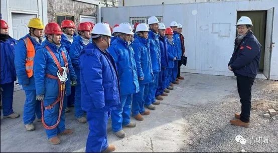 天寒人暖斗志昂 骐骥坚守显担当： 集团董事长闫巍慰问一线员工